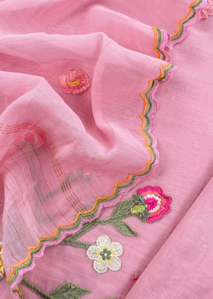 Mulmul suit set with resham embroidery

