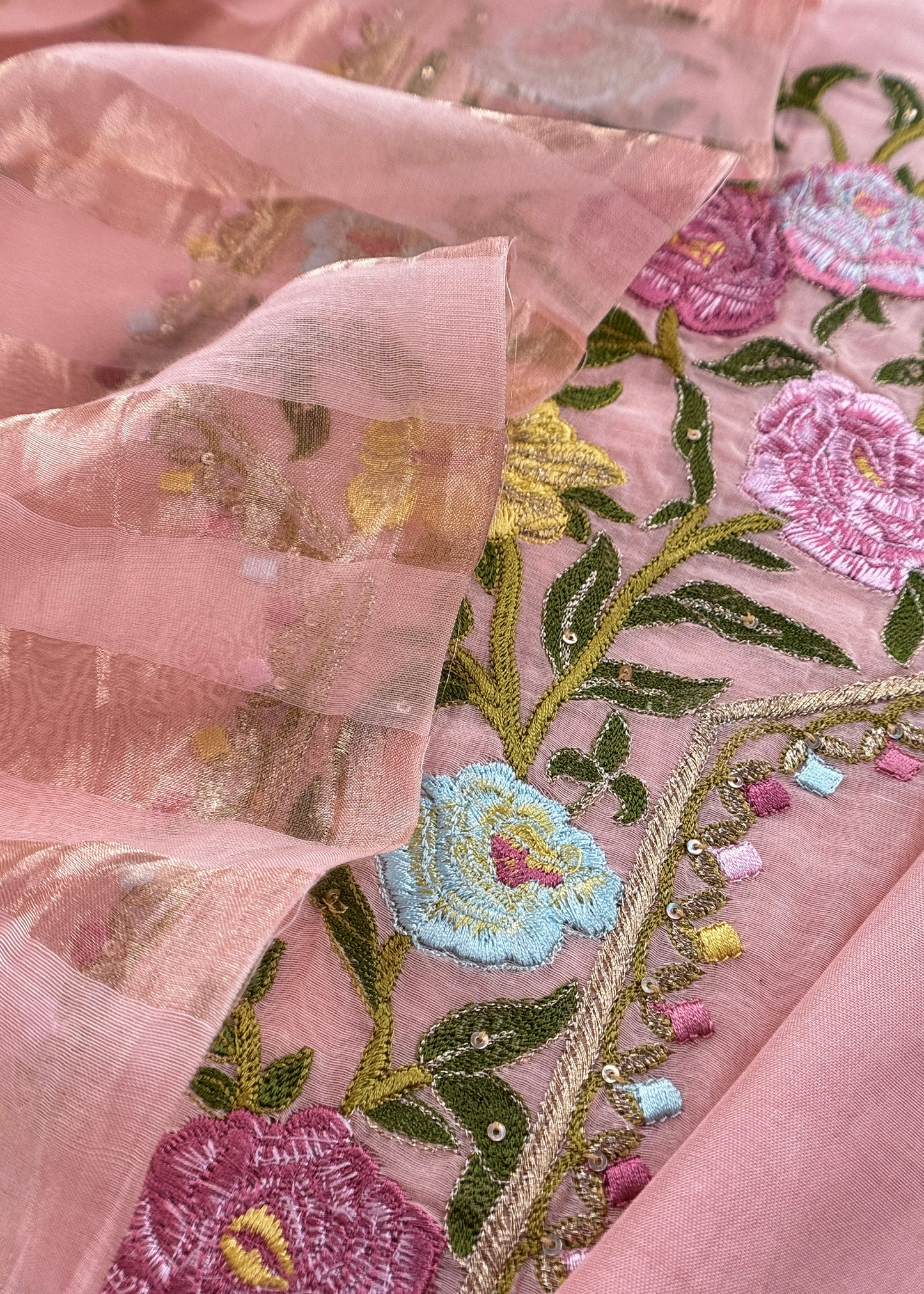 Pastel Pink Pure mulmul Kurta And Zari Panel Dupatta With Floral