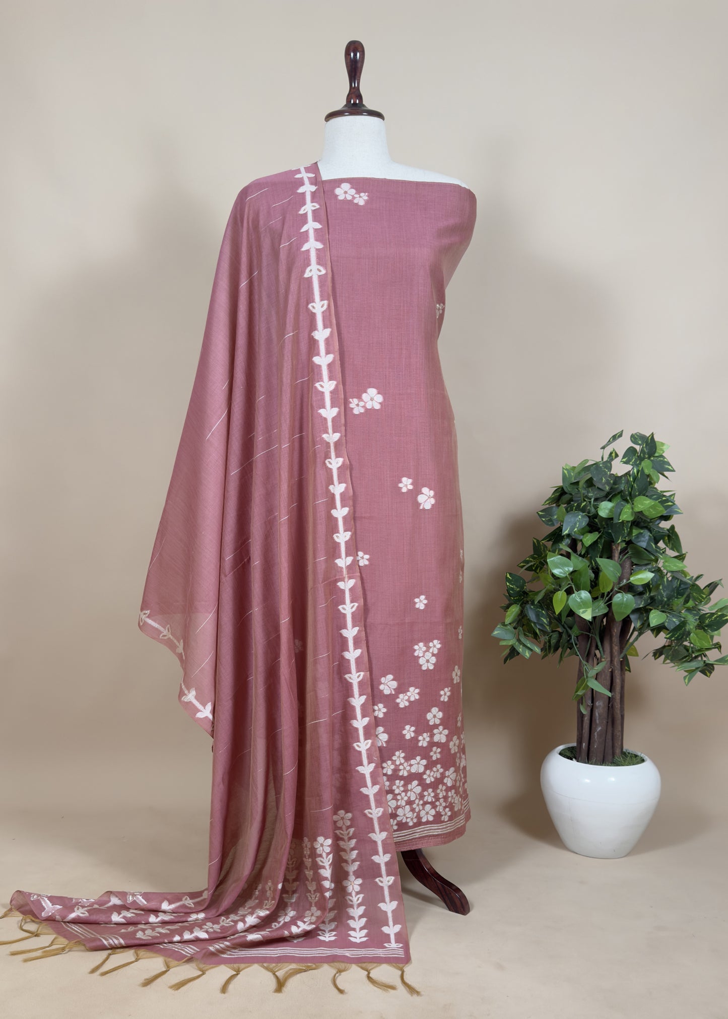 Green Jamdani Weaved Unstitched Suit In Chanderi