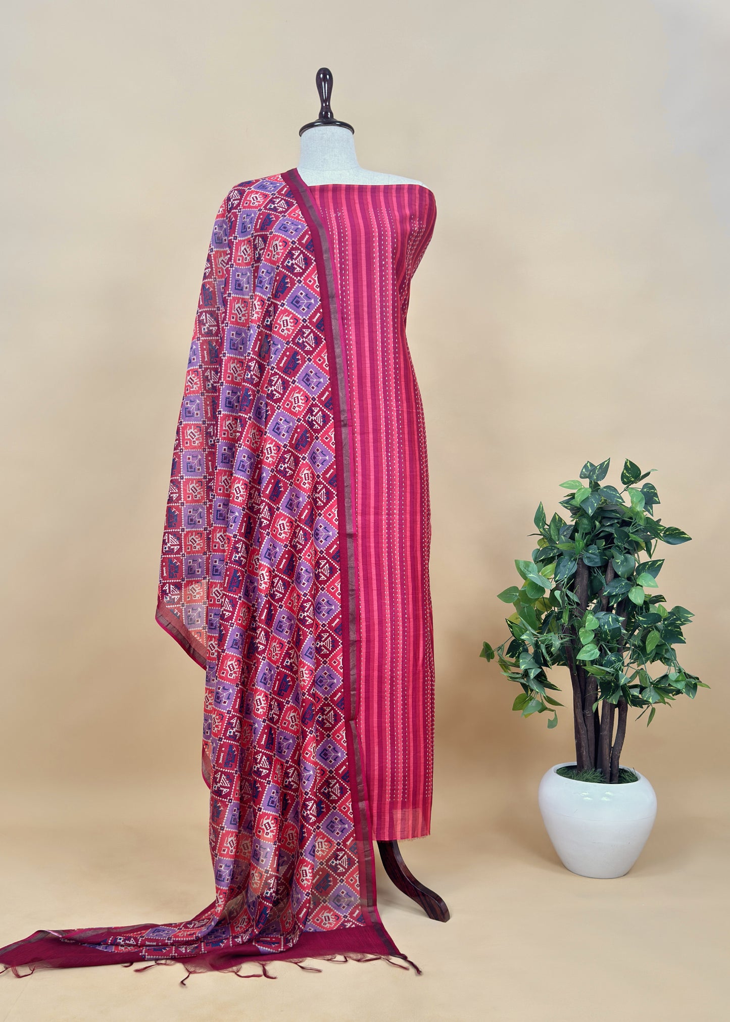 Pink Kantha Maheshwari Silk Suit With patola Print Dupatta