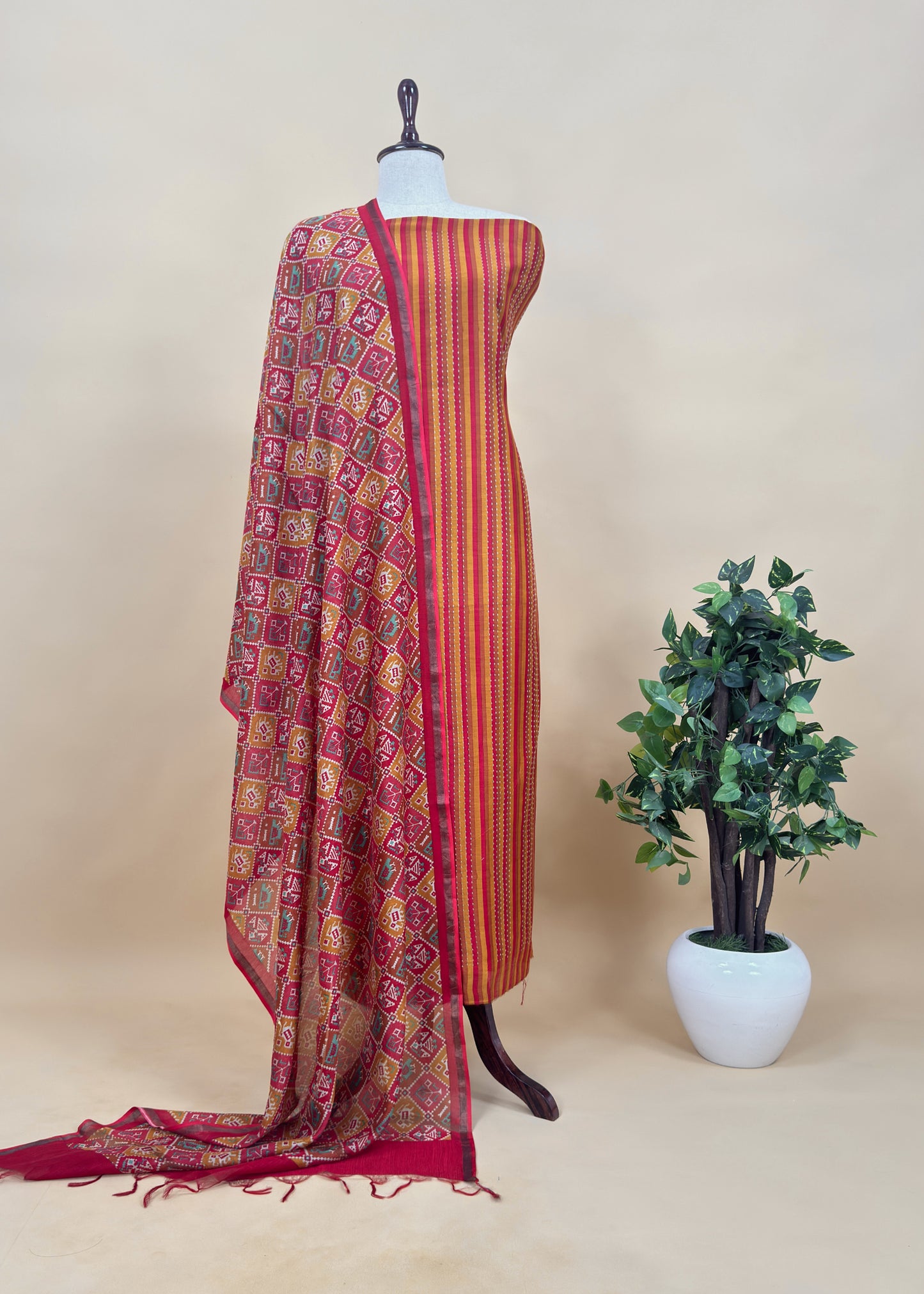 Pink Kantha Maheshwari Silk Suit With patola Print Dupatta