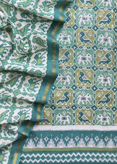 Green Maheshwari Silk Suit In Patola With Zari Weaving