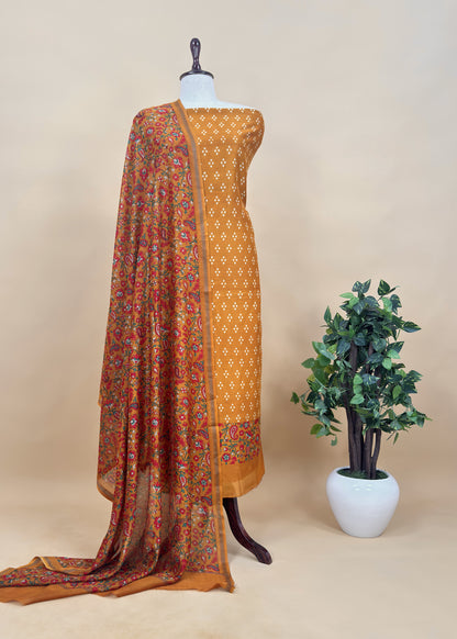 Pink Maheshwari Silk Unstitched Suit With Bandhani And Kani Print