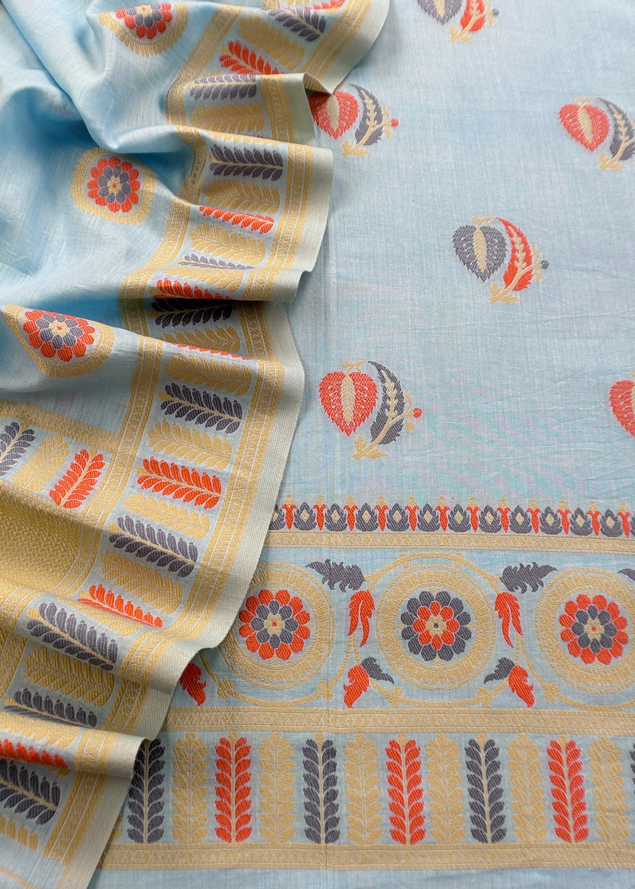 Banarasi meenakari suit in pure Cotton Suit.

