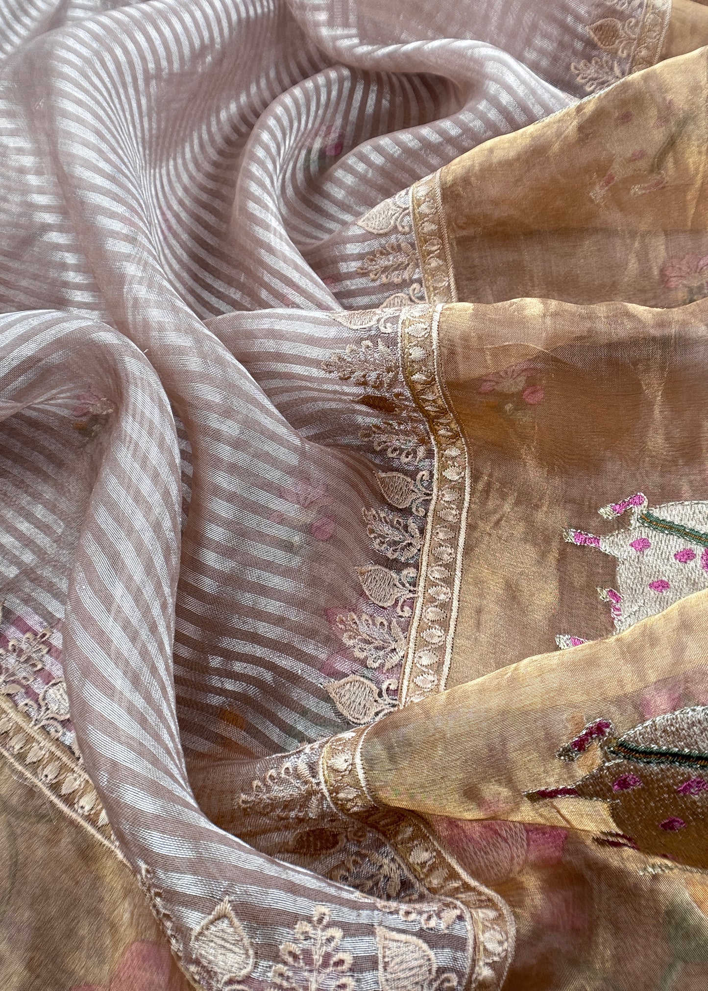 Tissue suit for the trousseau collection

