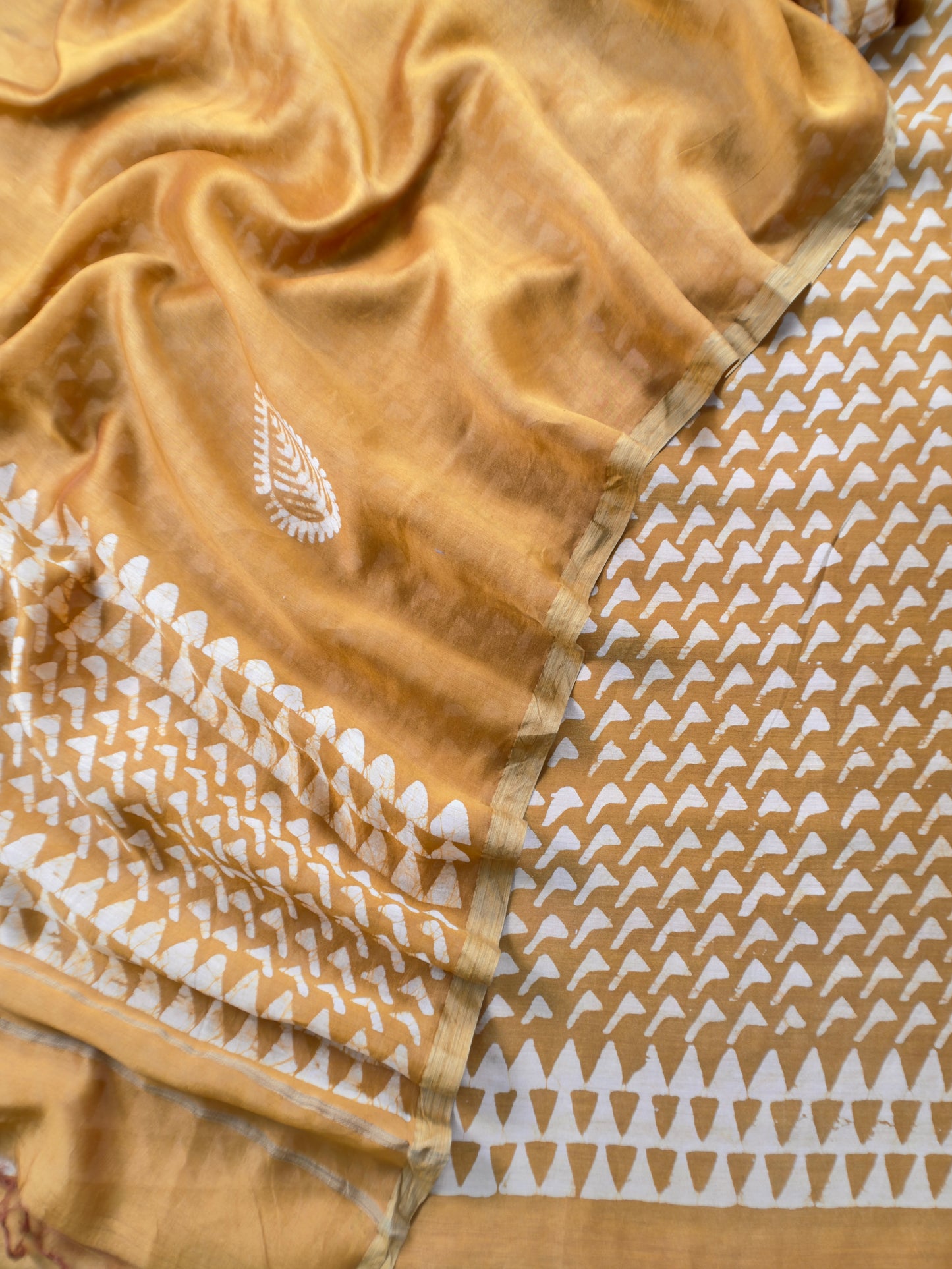 Yellow Handloom Sotha Maheshwari Silk Suits Set With Block Print