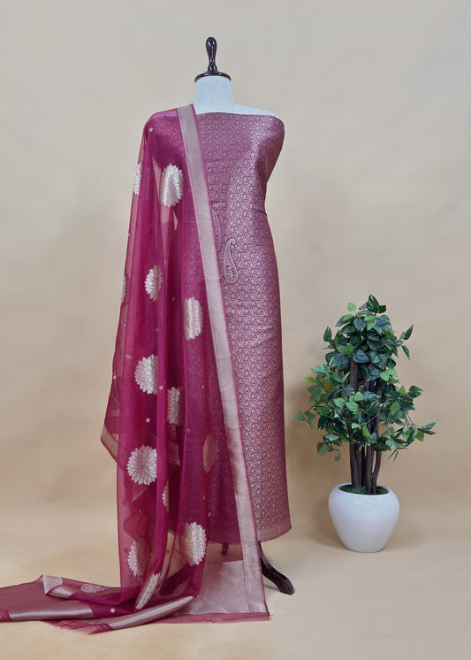 Redish Pink Brocade Kurta With Organza Dupatta