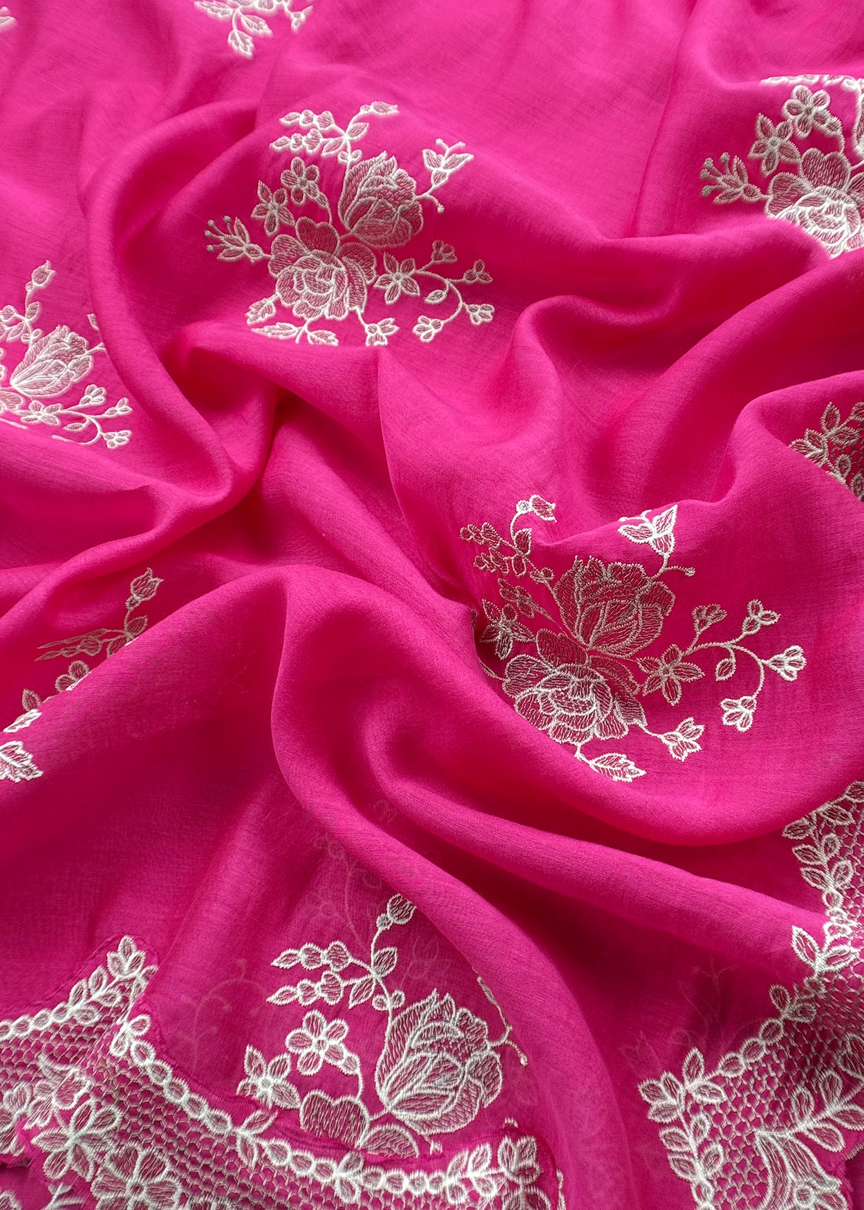 Handloom mulmul unstitched suit fabric

