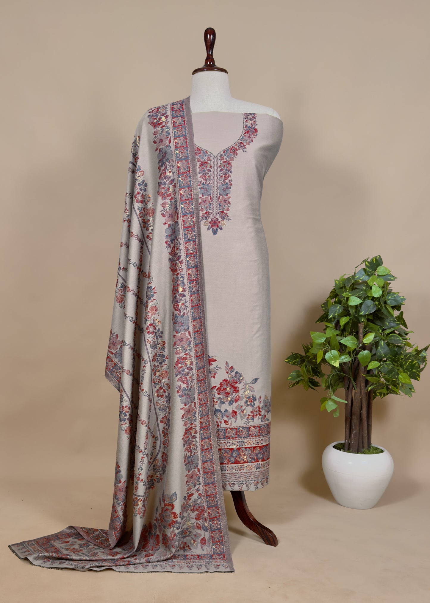 Grey Handloom Pashmina Suit With Kani Weaving