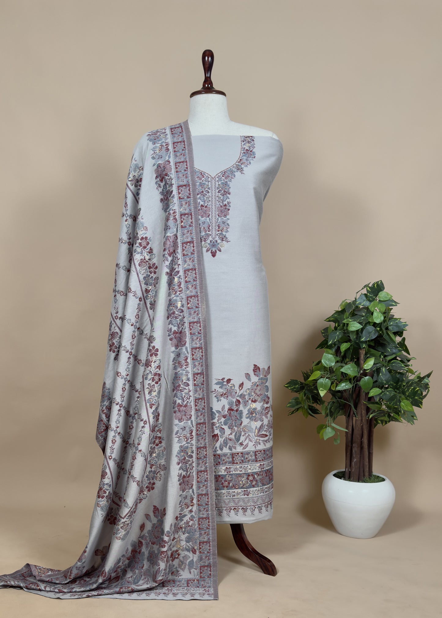 Grey Handloom Pashmina Suit With Kani Weaving