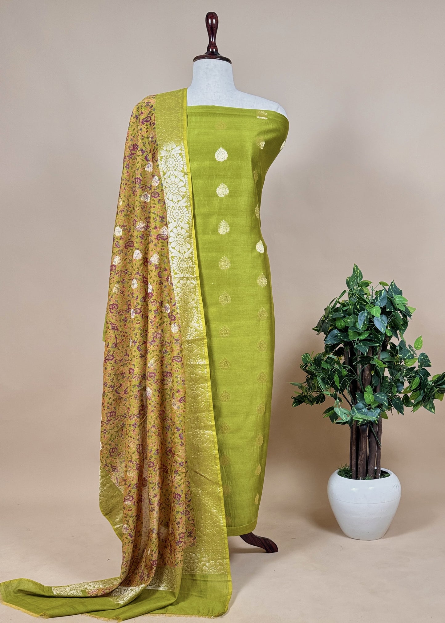 Banarasi Suit With Kalamkari Dupatta