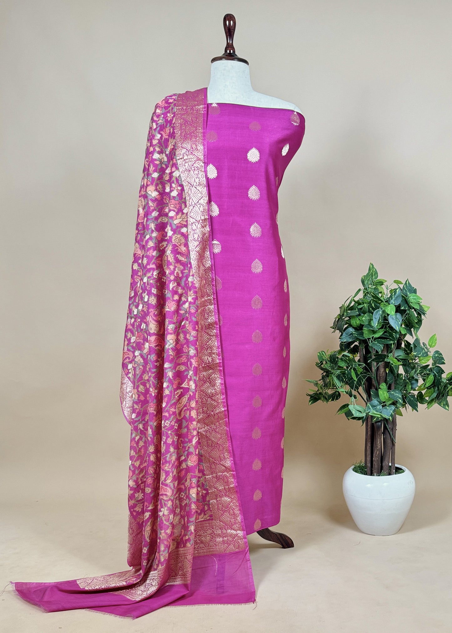 Banarasi Suit With Kalamkari Dupatta