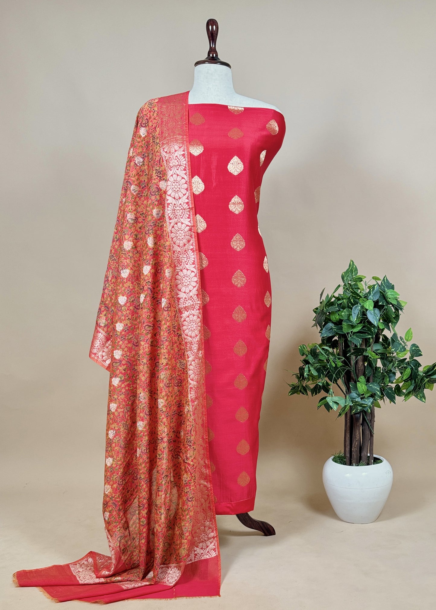 Grey Banarasi Suit With Kalamkari Dupatta