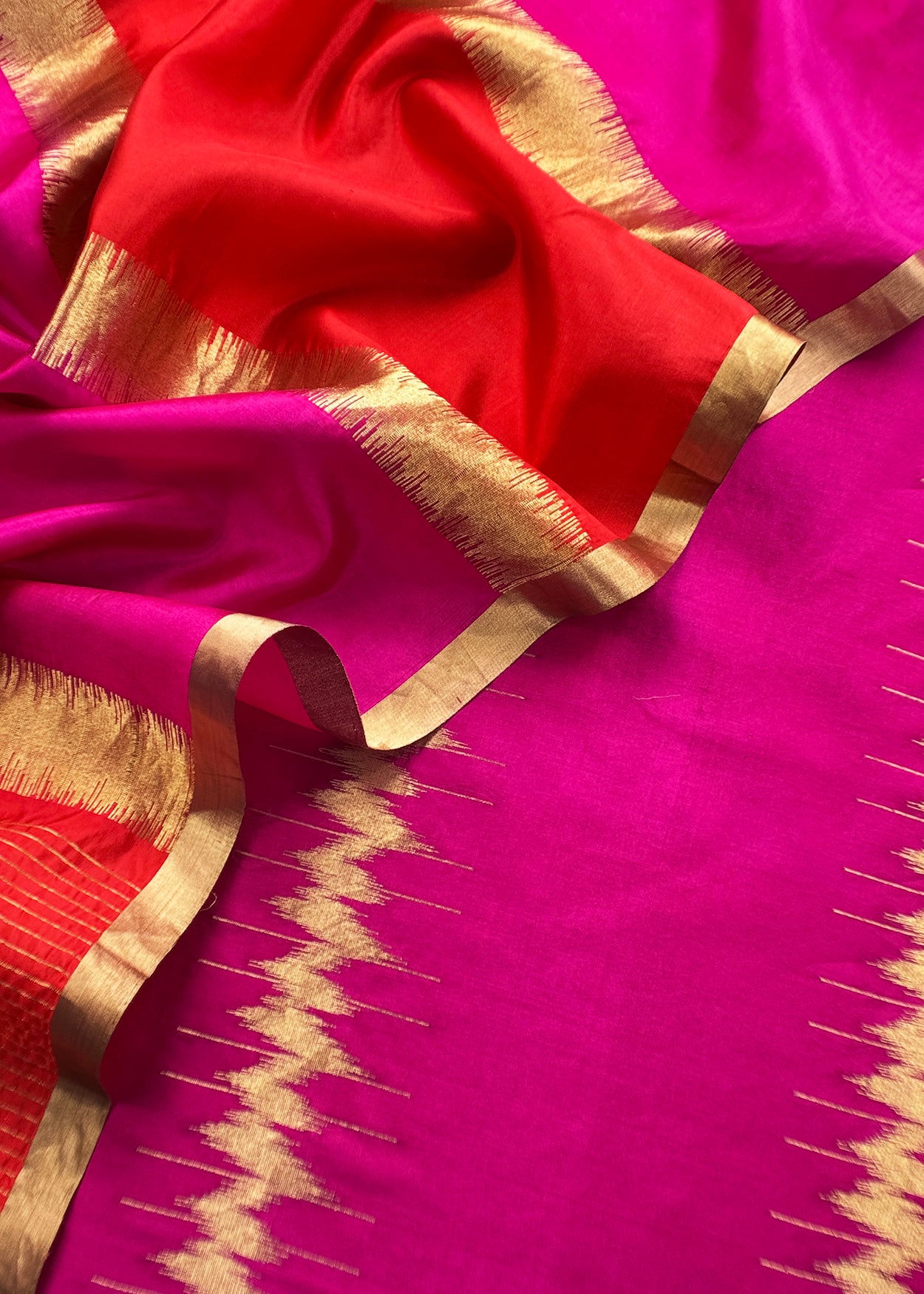 30Kalasheel Luxe Deep Pink Chiniya Silk With Gold Ikkat Weave