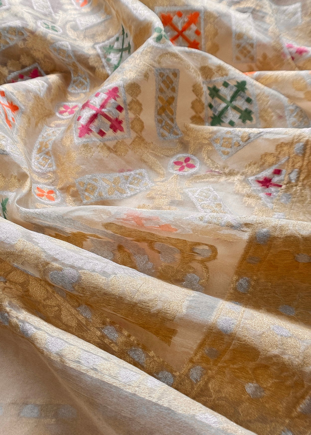 Banarasi silk suit set gifting for women

