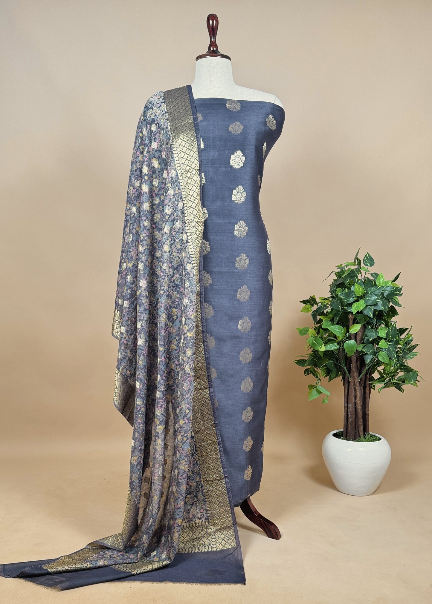 Grey Banarasi Suit With Kalamkari Dupatta