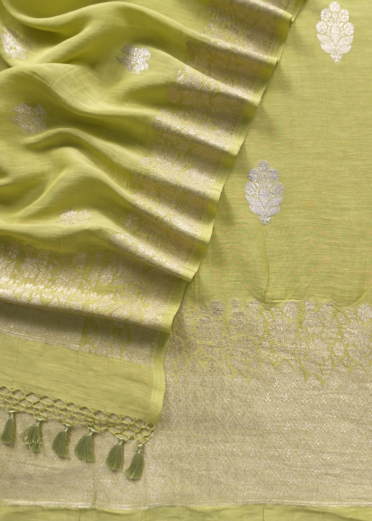 Handloom Green Linen Silk With Kadwa Weaves