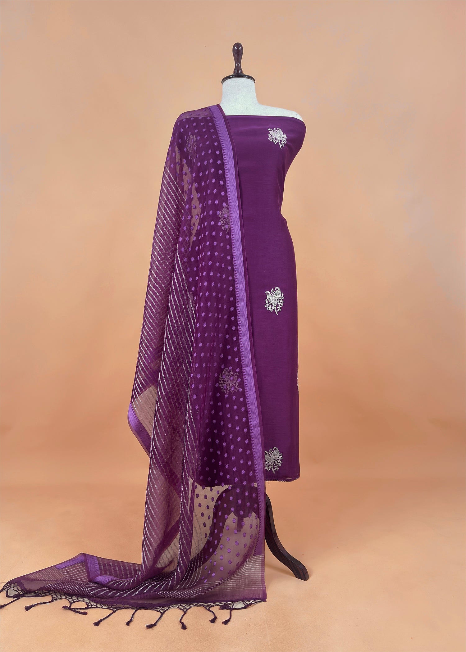 Mulmul suit gifting for women

