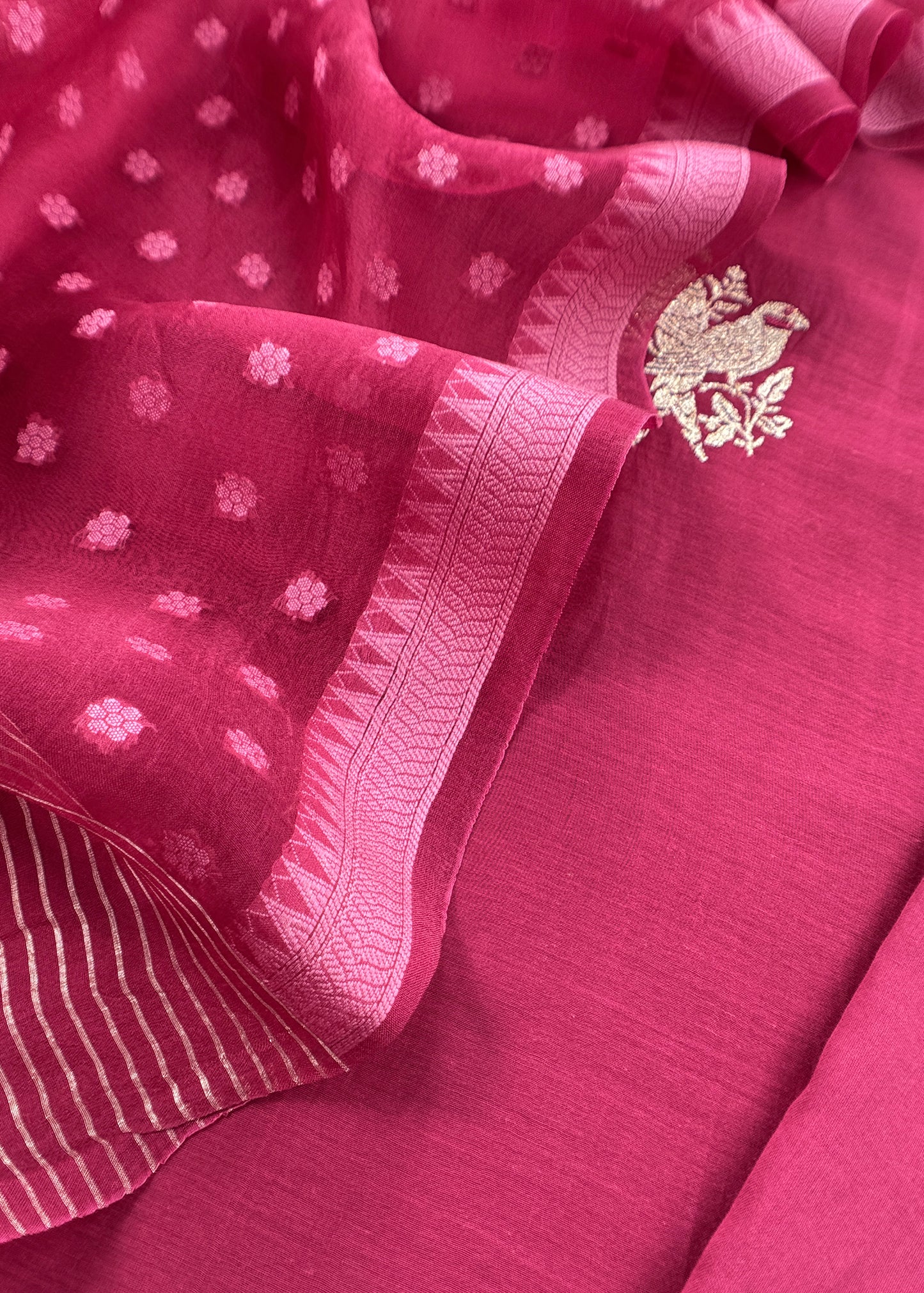pure mulmul suit with organza dupatta

