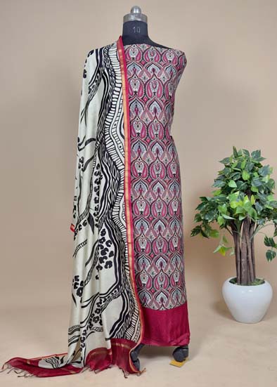 Red And Black Kalamkari Maheshwari Silk Suit