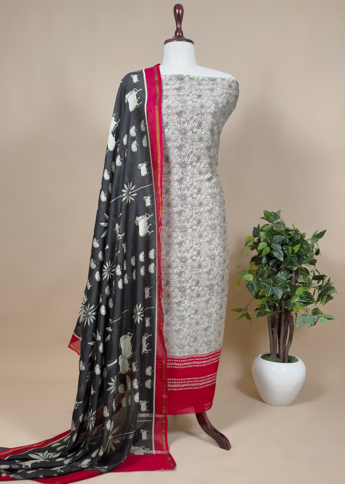 Off White With Pink Maheshwari Silk Suit With Black Pichwai Dupatta