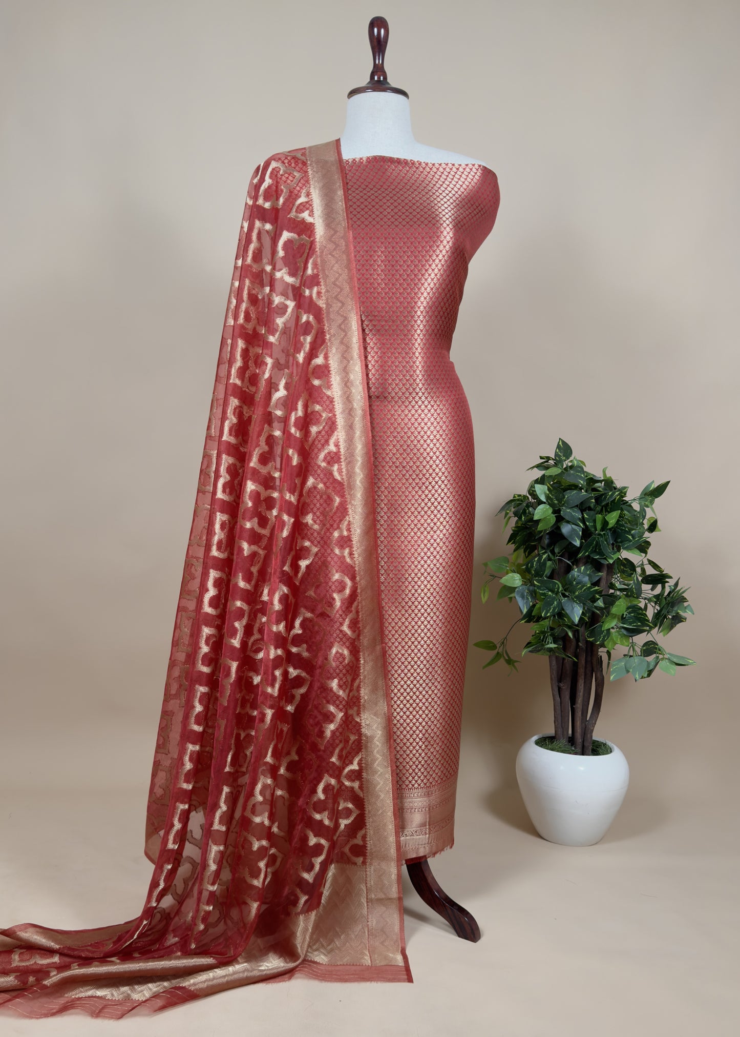 Brocade Kurta With Organza Dupatta