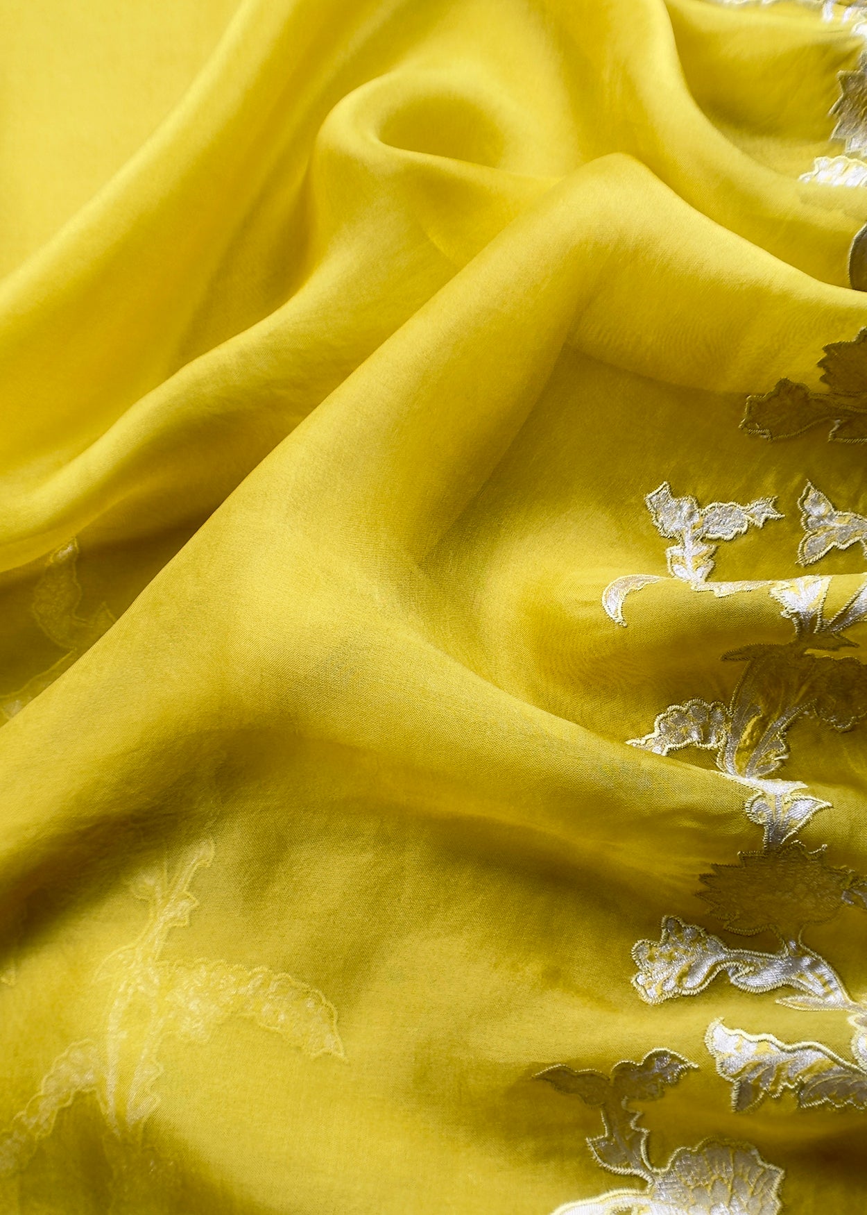 Pea Soup Pure Kora Silk Suit With Dupatta In Applique Work