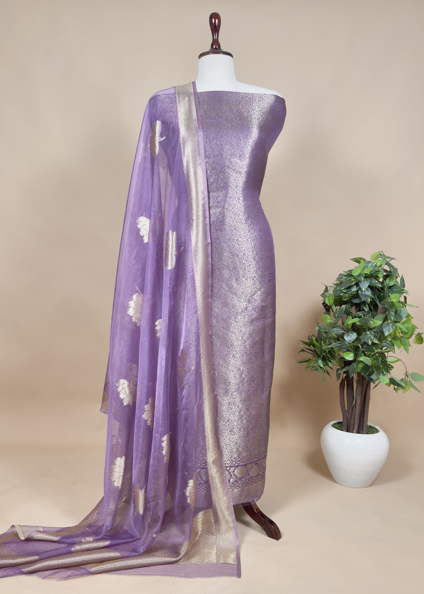 Brocade Kurta With Organza Dupatta