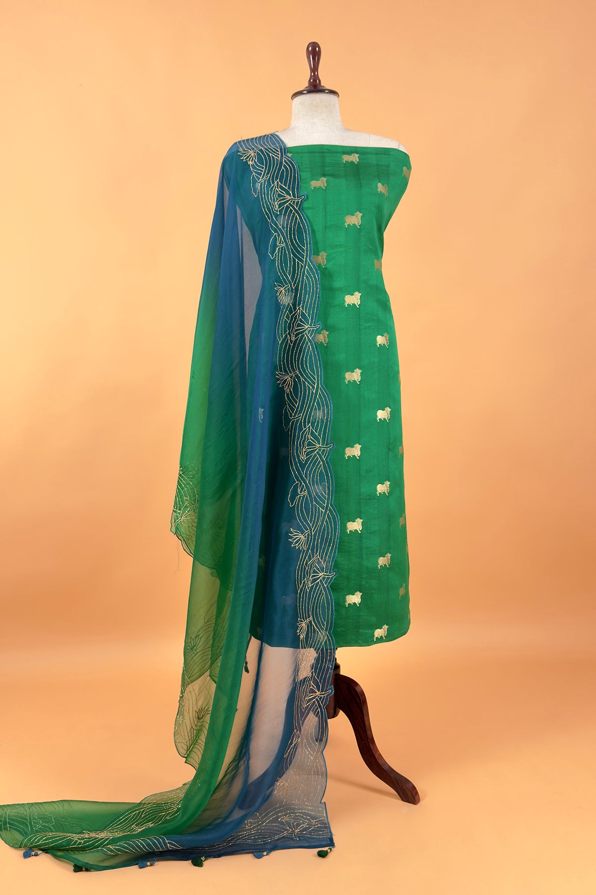 Pure chiniya silk unstitched suit with dupatta

