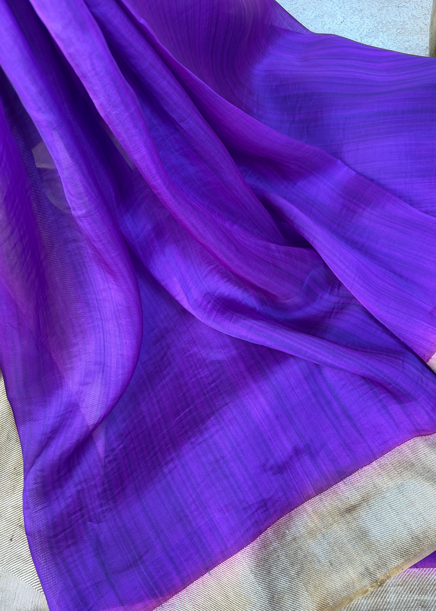 Pure Kora Silk Saree With Kadwa Weaving

