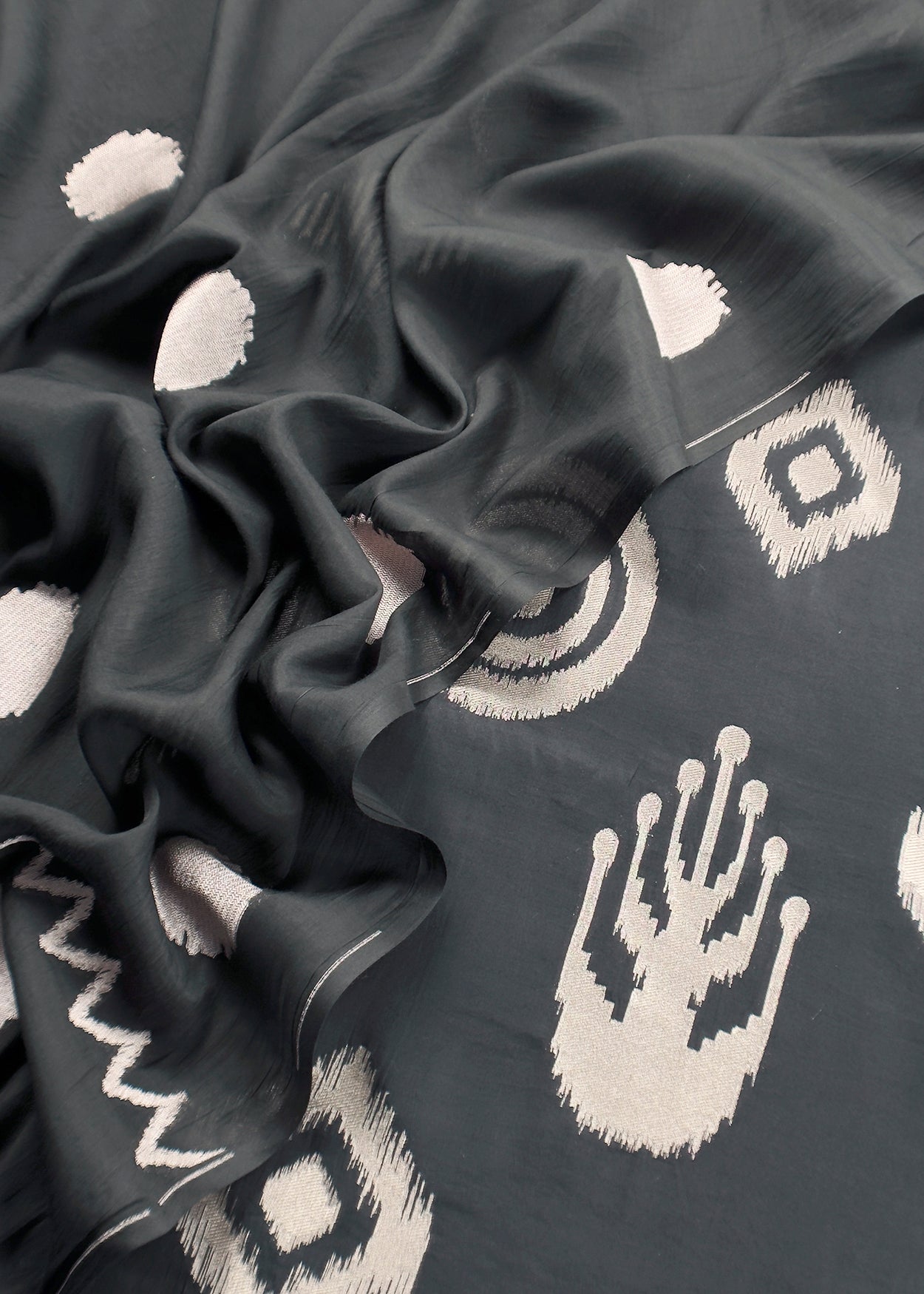Luxury silk suit fabric with kadwa weaving

