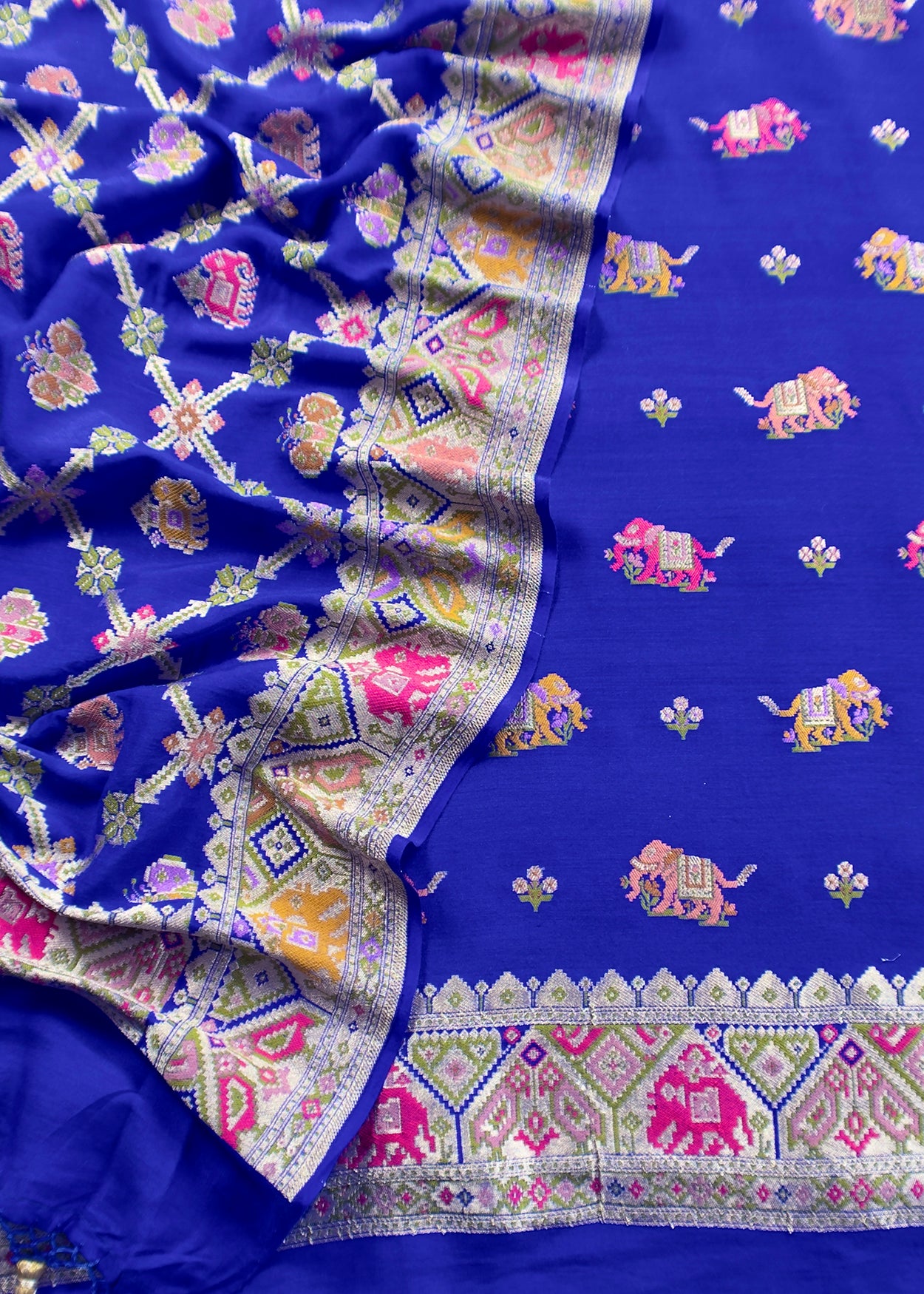 Handloom munga tussar suit with kadwa weaving

