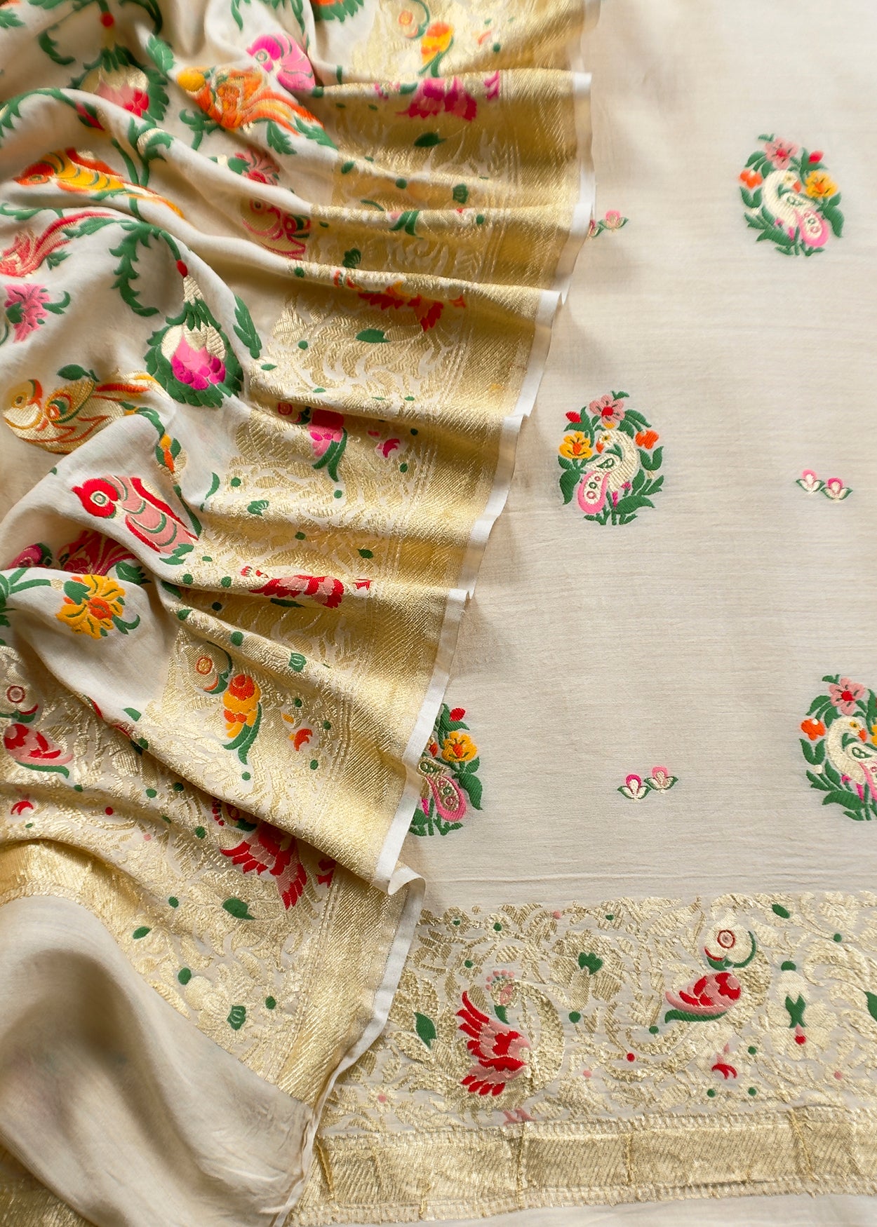 Shop designer munga suit for party and wedding celebration


