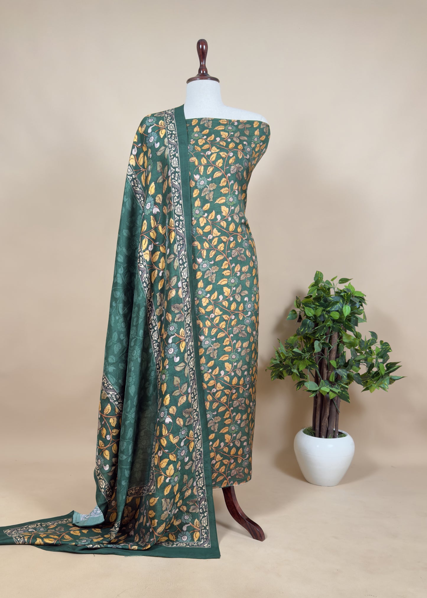 Green Raw Silk Suit In Digital Print