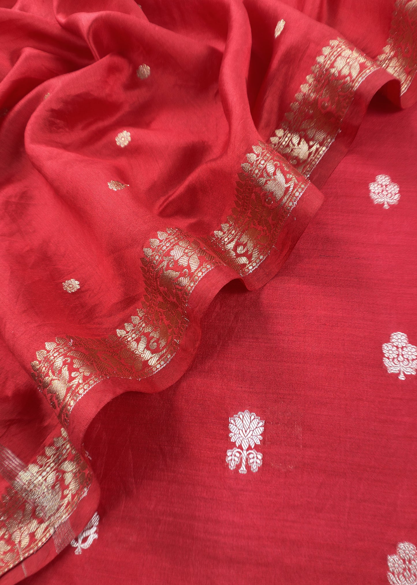 Red Handloom Munga Silk Suit With Zari Weaving