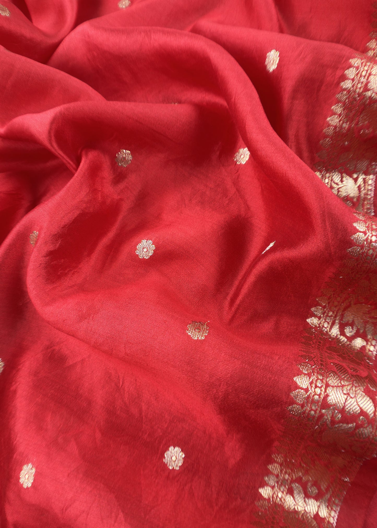 Red Handloom Munga Silk Suit With Zari Weaving