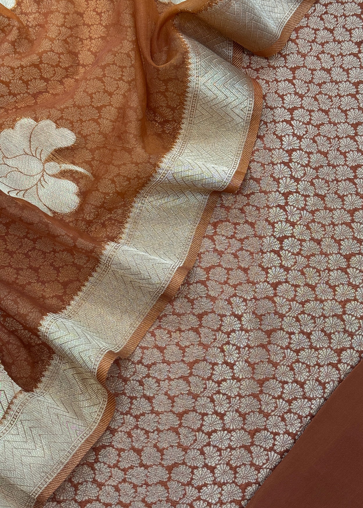 brocade suit set online

