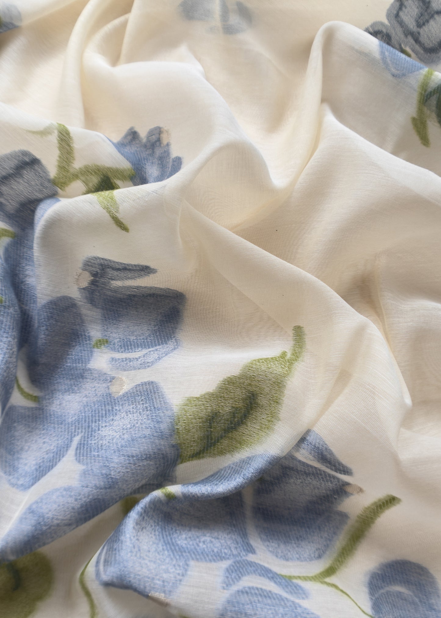 Off White Jamdani Suit With Blue Daffodil In Linen Chanderi Fabric