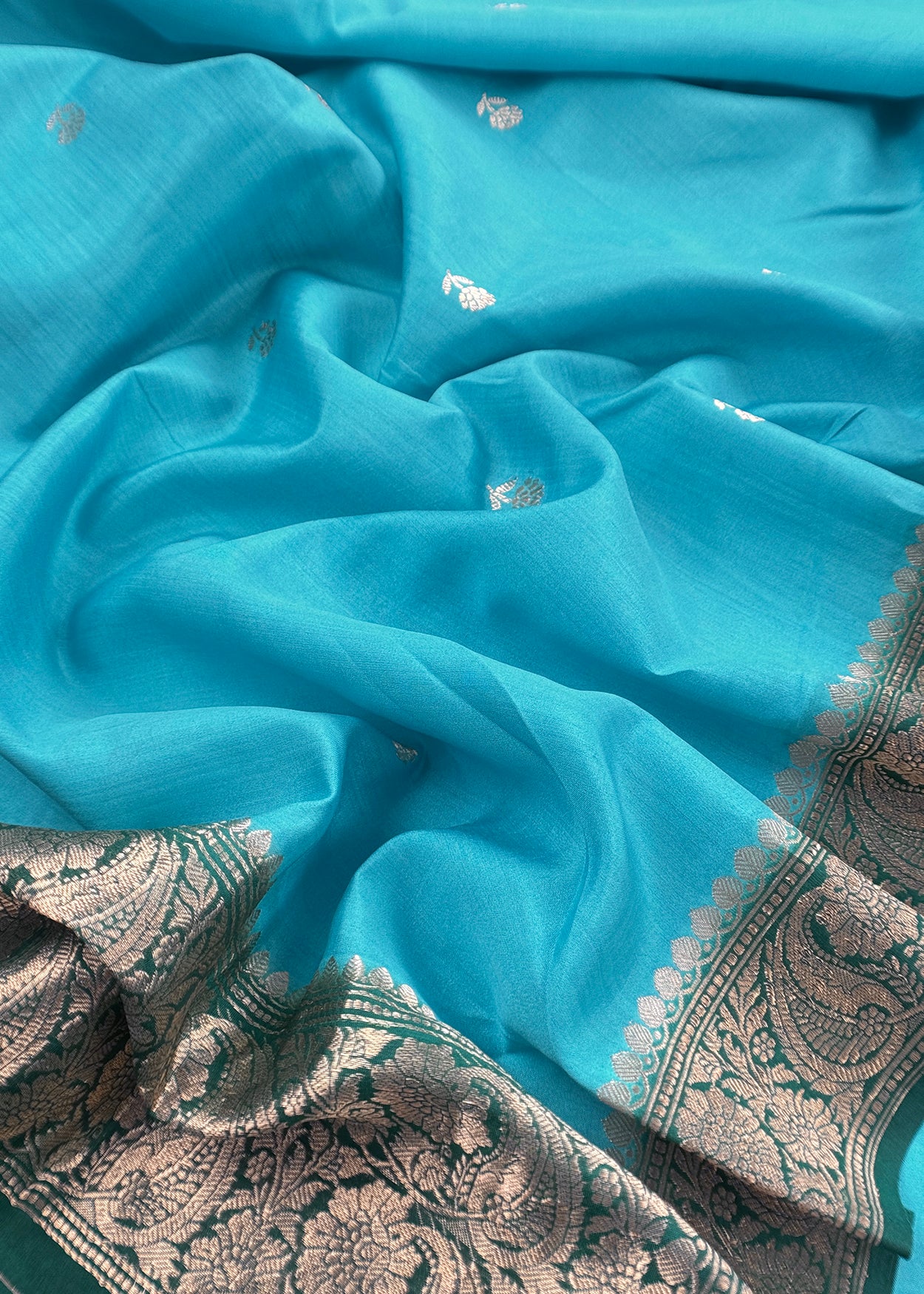Blue Green Handloom Banarasi Silk Kurta With Kadwa Meenakari Weaving