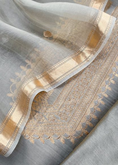 Grey Unstitched Pure Silk Suit With Kadwa Weaving