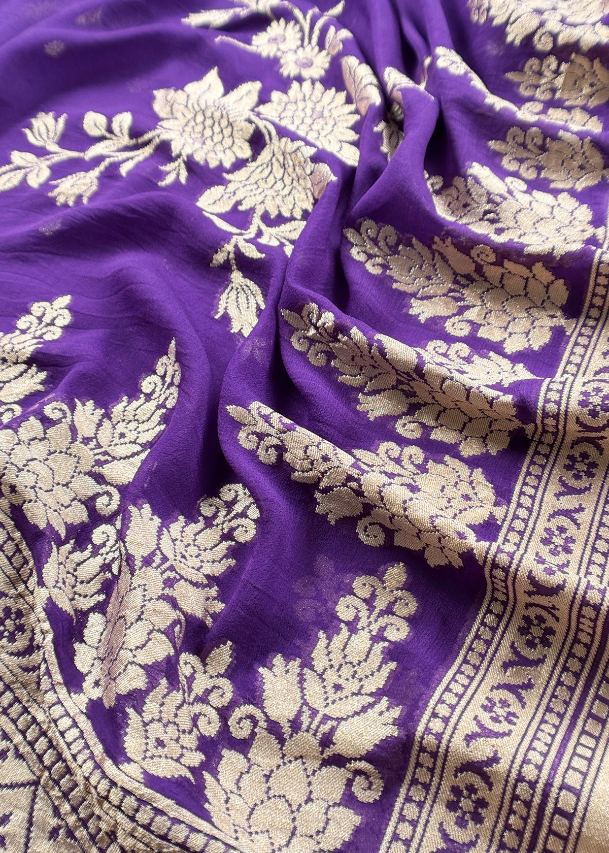 Buy unstitched Munga silk suit at the best price

