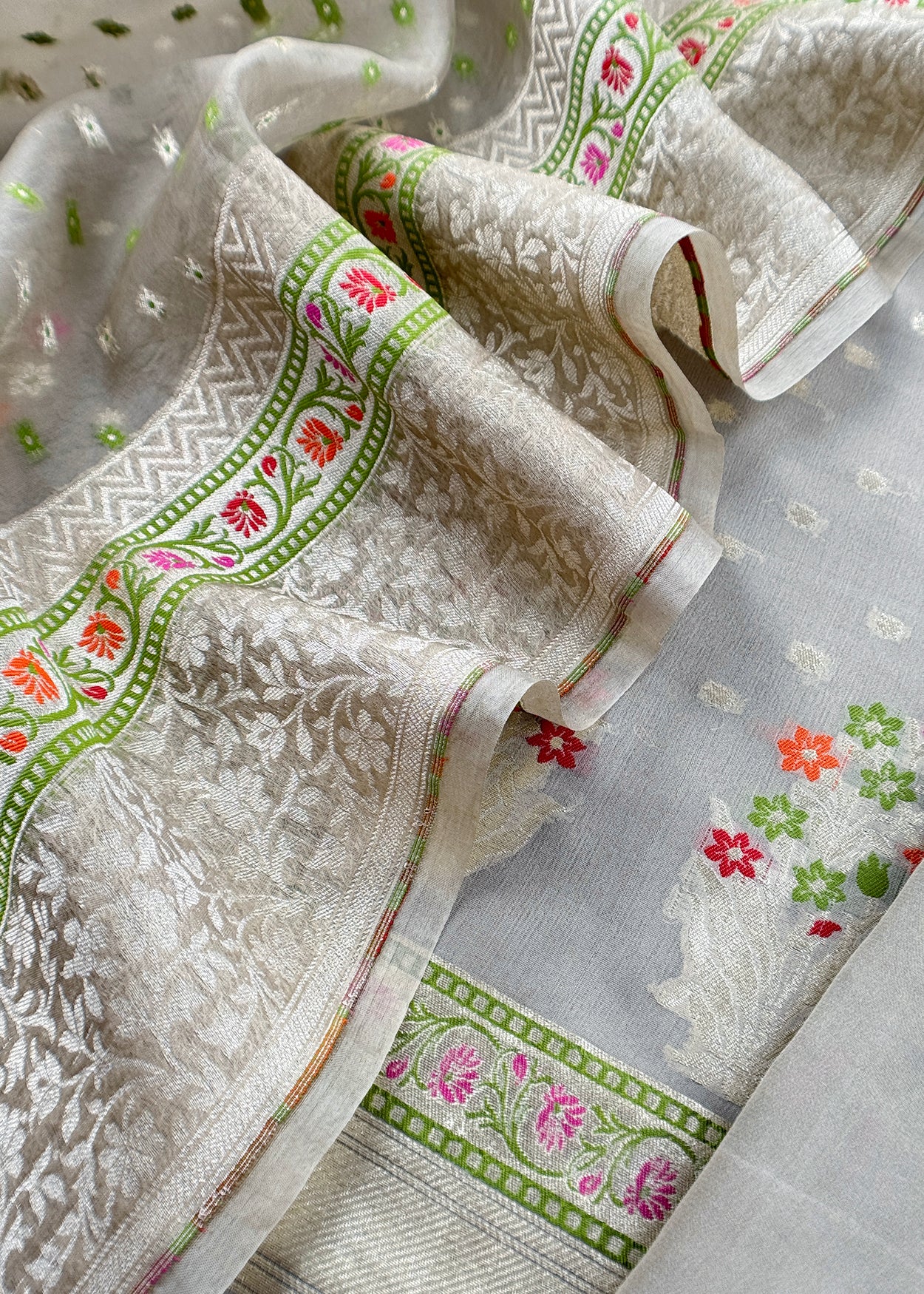 Festive celebration georgette suits at the best price


