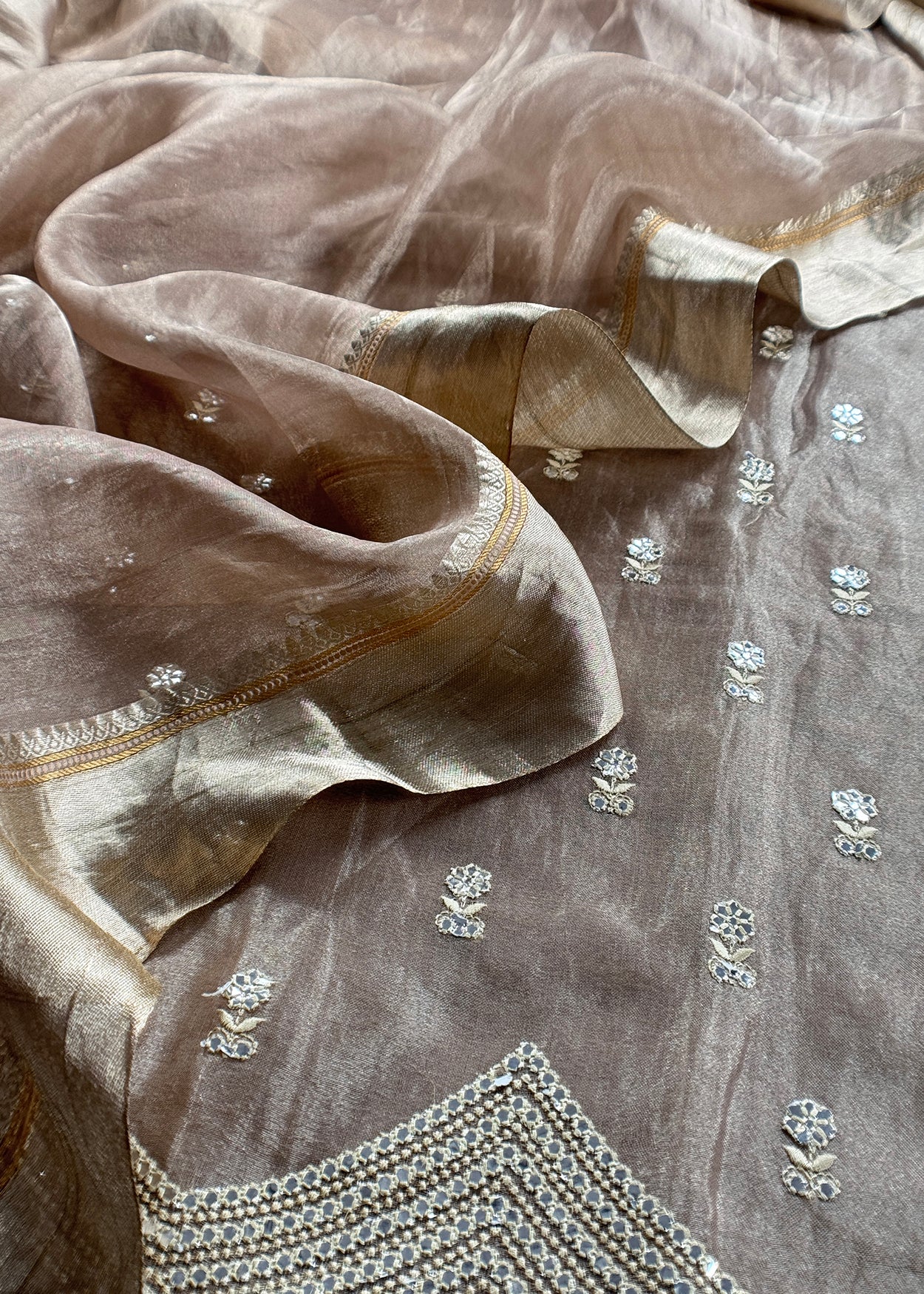 Buy wedding wear suit in tissue fabric

