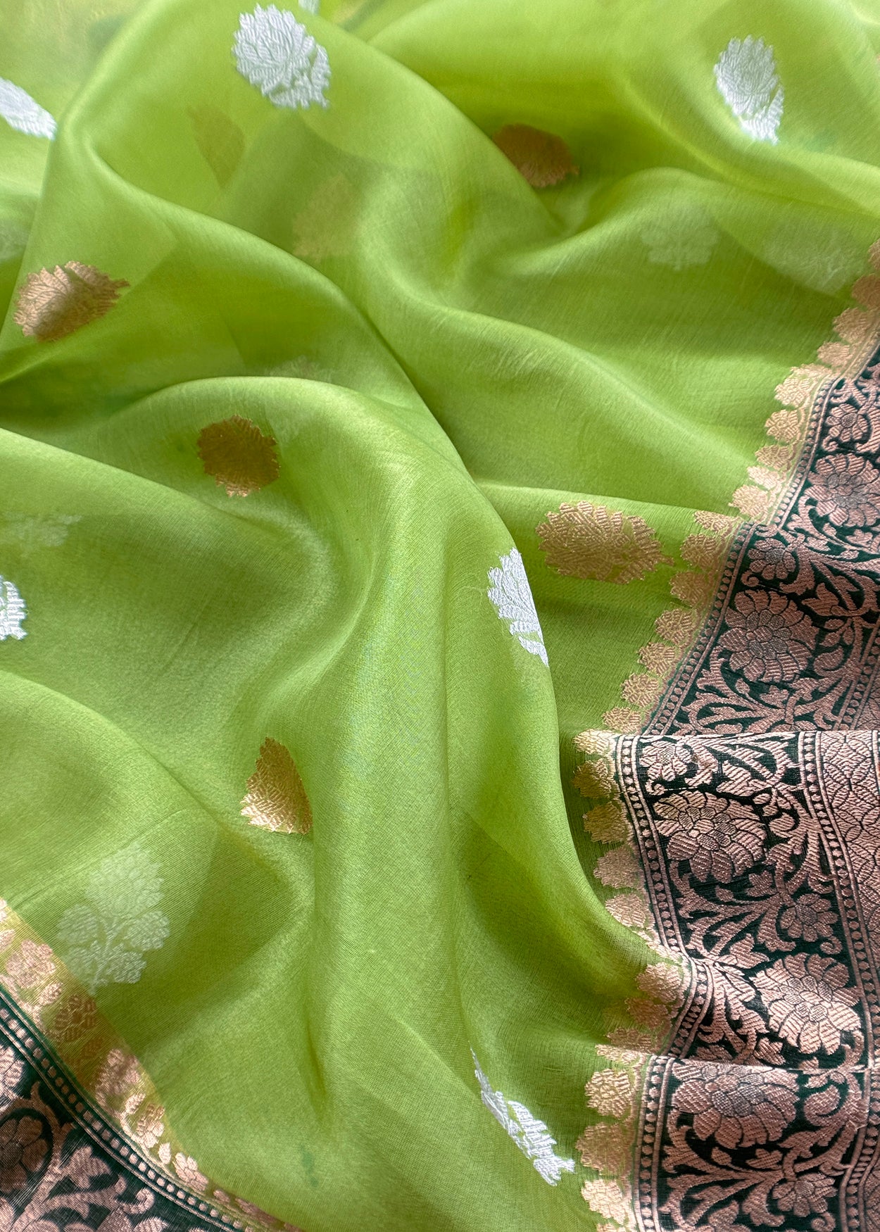Kora silk suit for the trousseau collection
