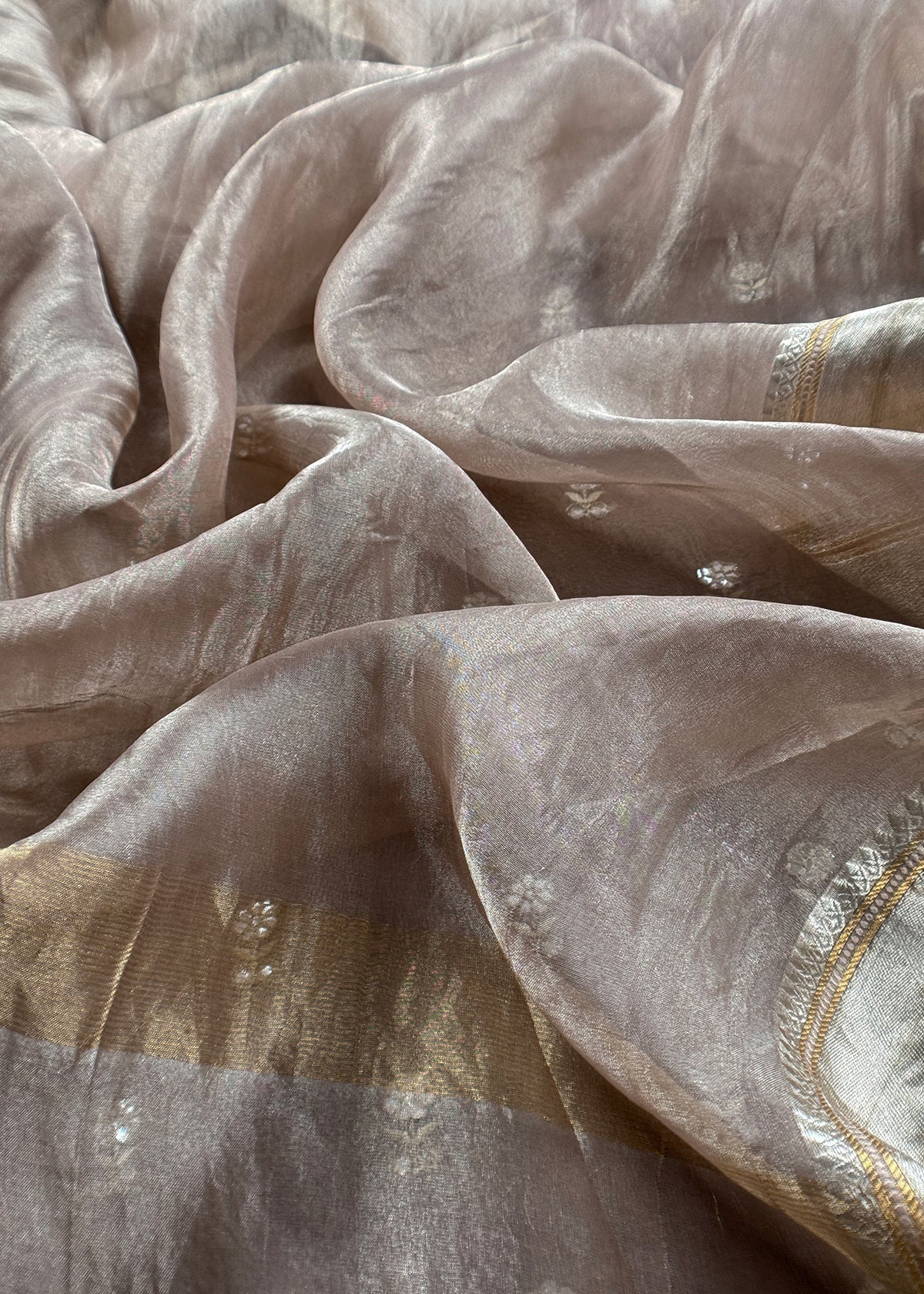 Buy Handwoven Tissue Suit

