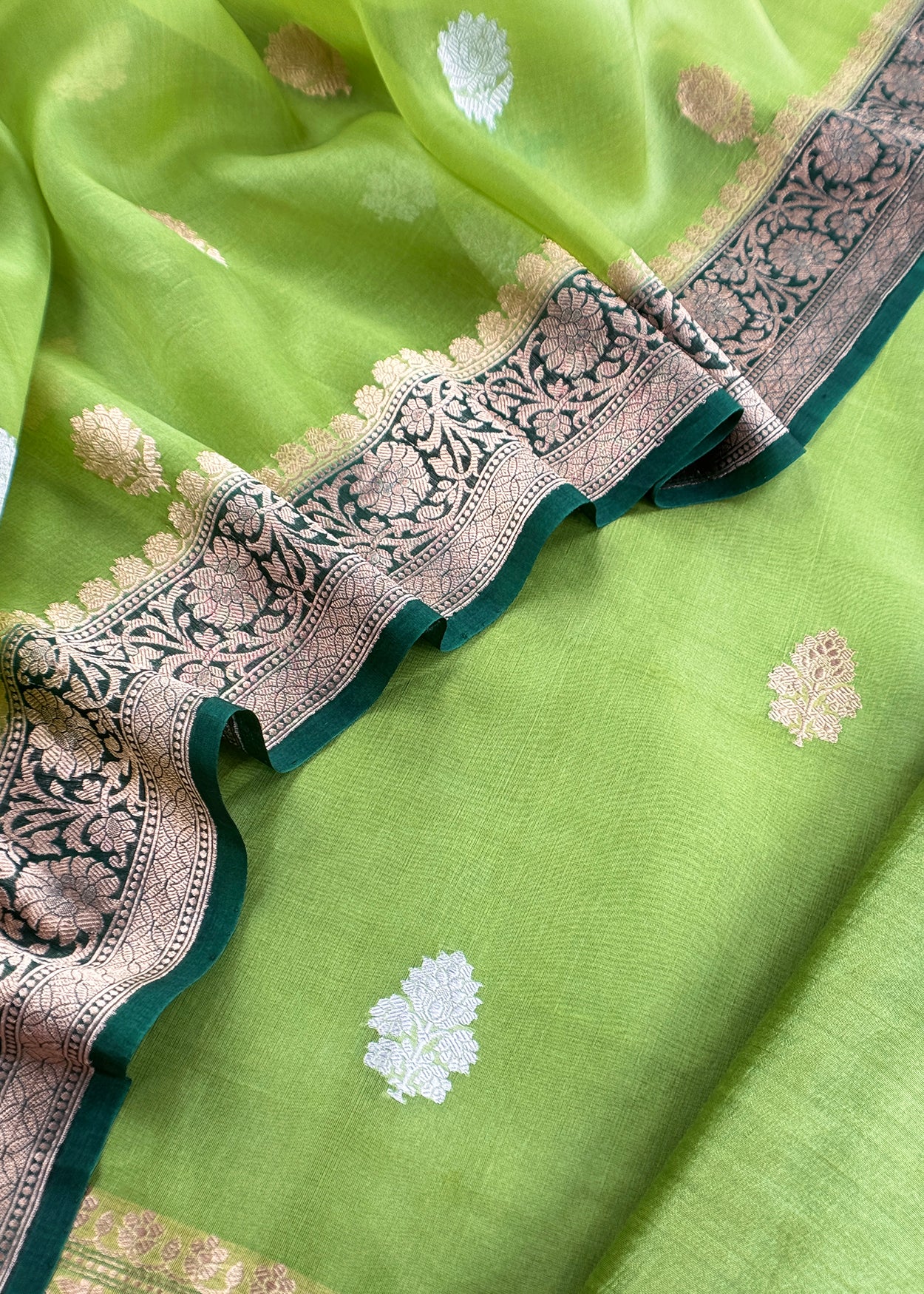 Luxury Handloom kora silk suit with dupatta