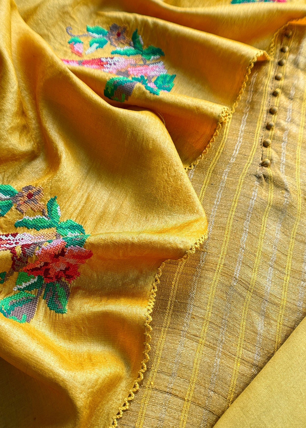 Handloom desi tussar unstitched suit fabric