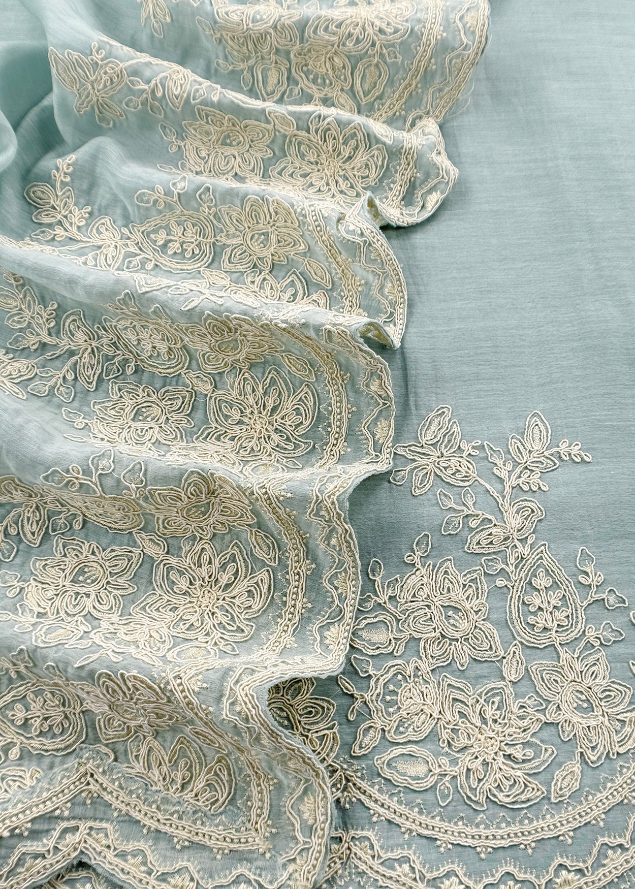 Pure mul unstitched suit fabric with dupatta

