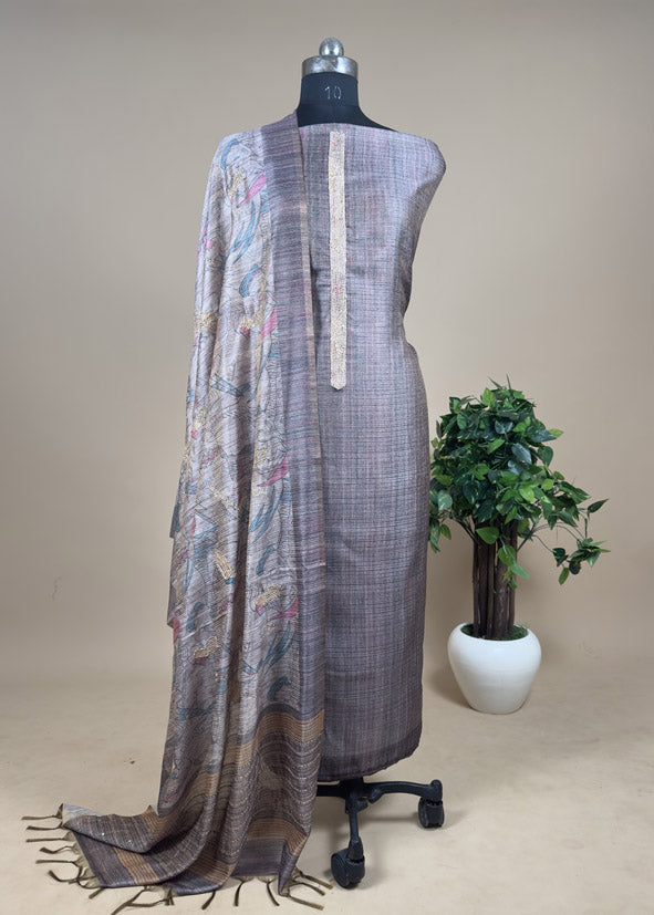 Maheshwari Unstitched Suit With Kantha Work