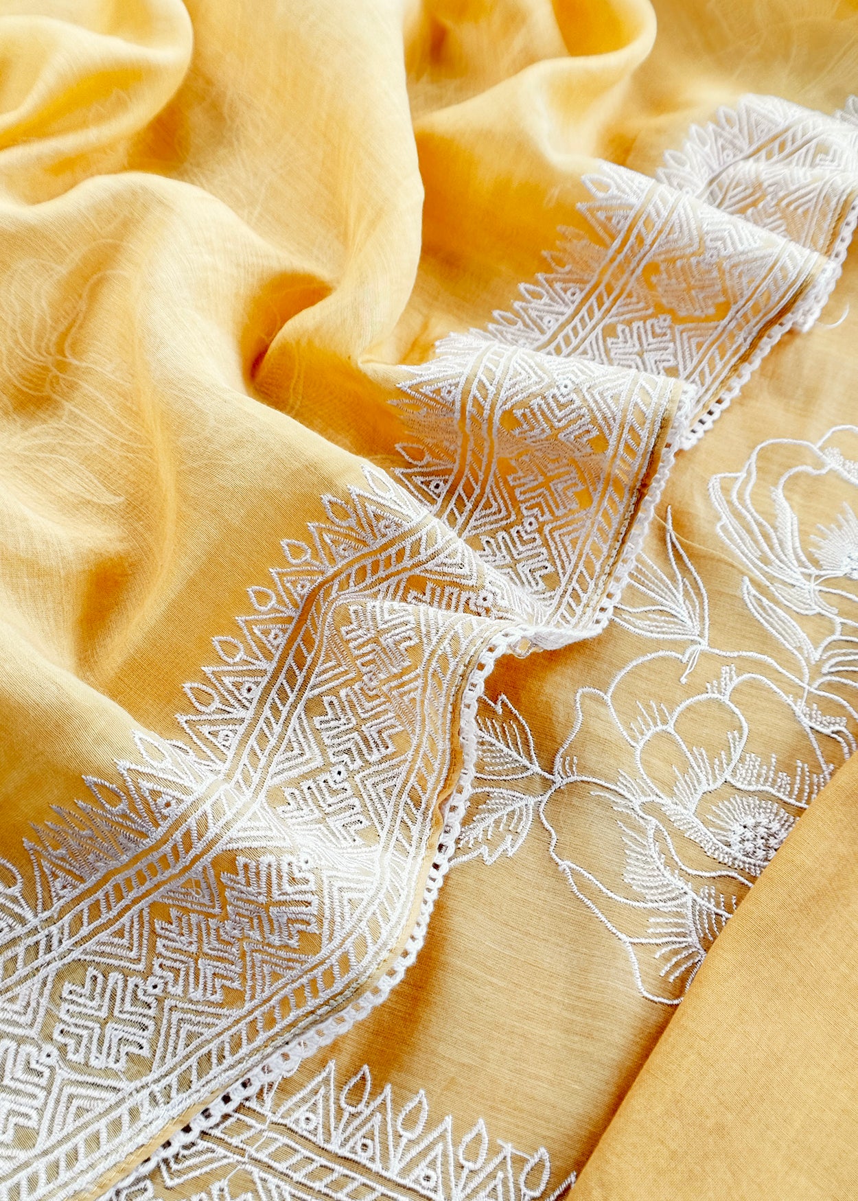 Mul unstitched suit set at the best price

